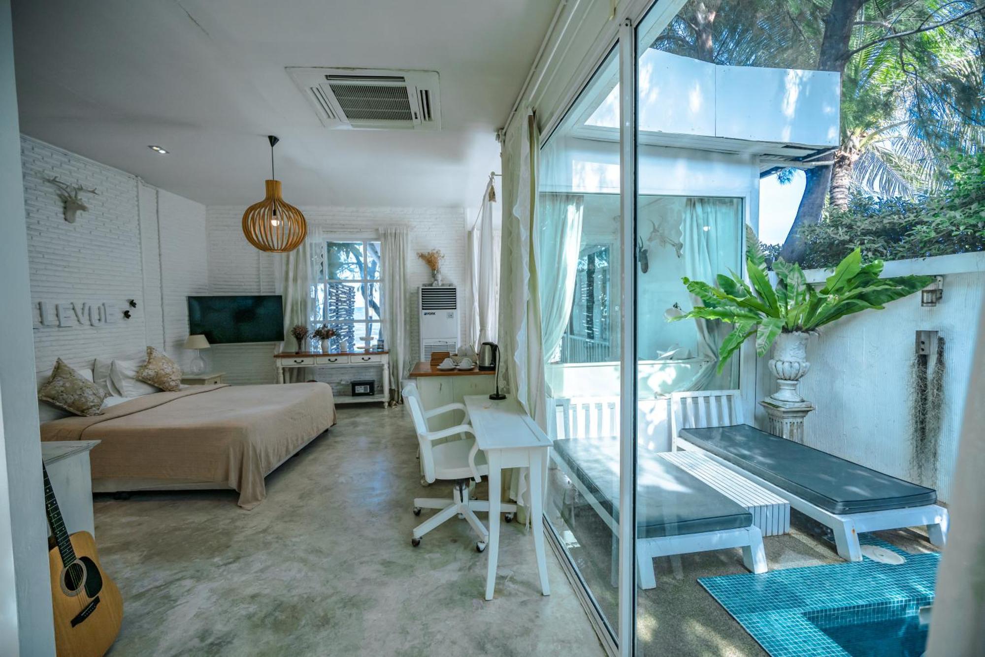 Green Gallery Beach Boutique Hotel Hua Hin Exterior photo